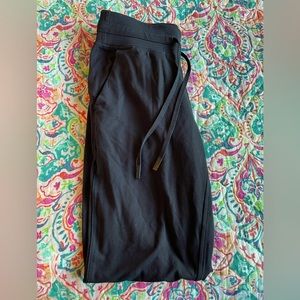 Lululemon Align joggers size 4